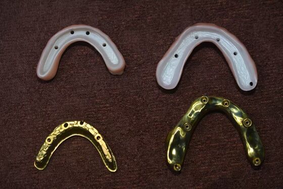 Precision Engineered AOX All Zirconium Full Arch Zirconia Bridge Suitable for Comprehensive Dental Restoration Needs