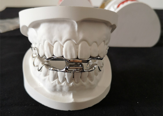 OEM 치아 치과교정 장치 고강도 3D 디지털 설계